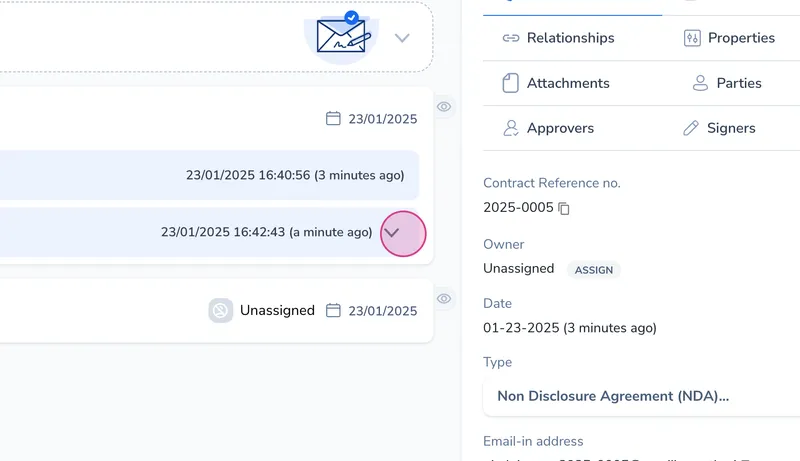Track signature status on the contract record